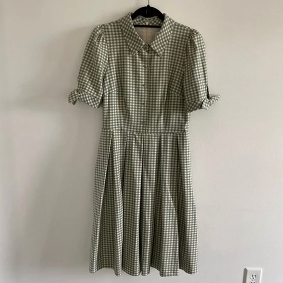 Gal Meets Glam Green Gingham Dress - Picture 6 of 6